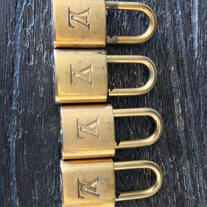 Louis Vuitton Key 323 - Etsy