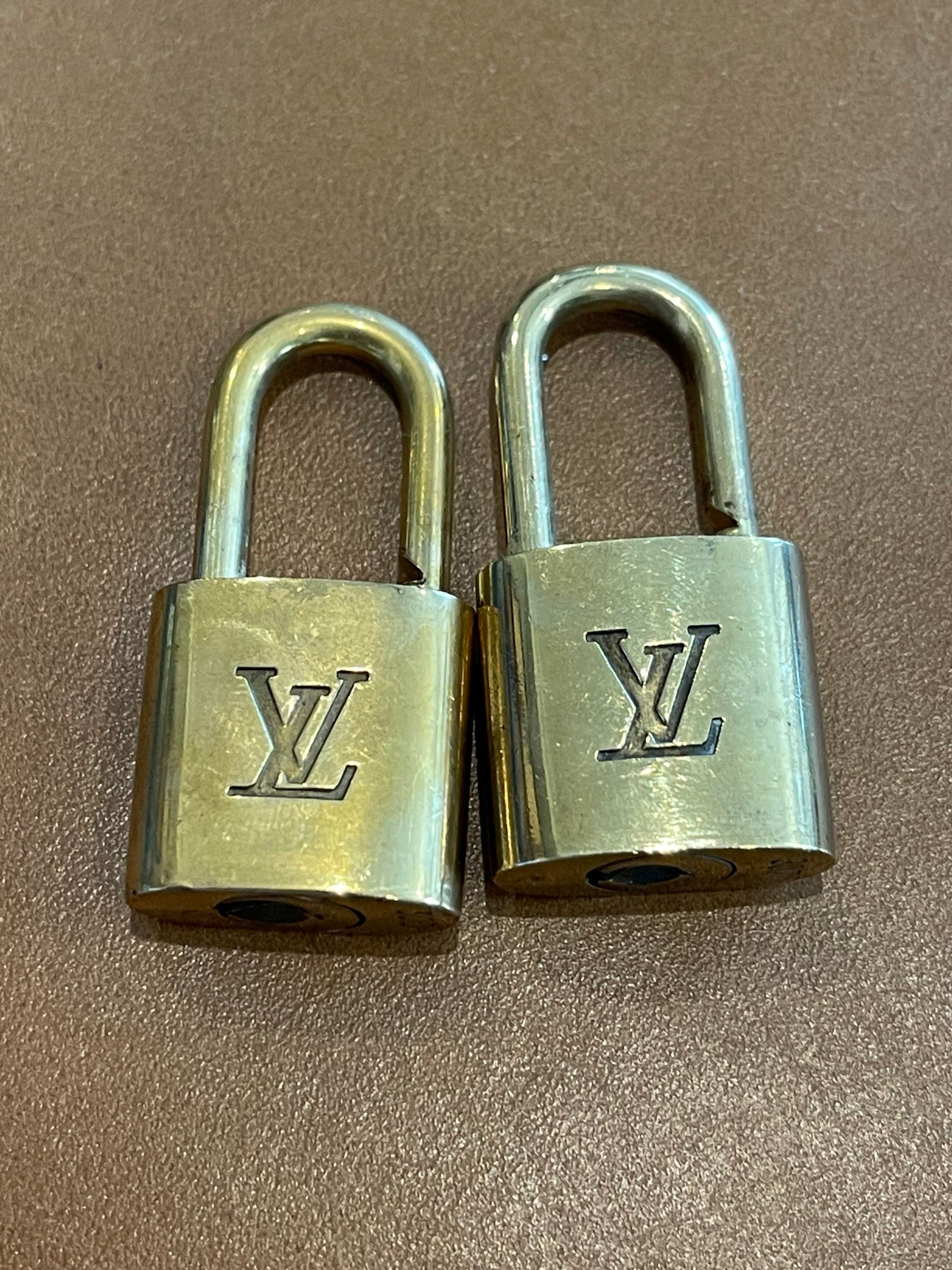 SL-15 Louis Vuitton Brass Padlock Lock and NO Key 300 & 307 