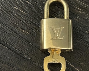 Pinkerly Special ルイ・ヴィトン 南京錠とキー1個 #317 ロック 真鍮