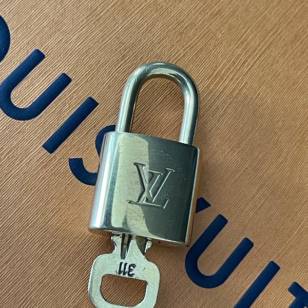 SL-200 Louis Vuitton padlock lock and key #311 LV purse charm not polished with box