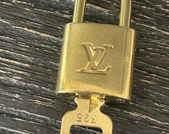 Louis Vuitton, Other, Lv Padlock And Key 24 25