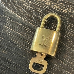 Louis Vuitton Brass Padlock and Key 318 - Bags of CharmBags of Charm