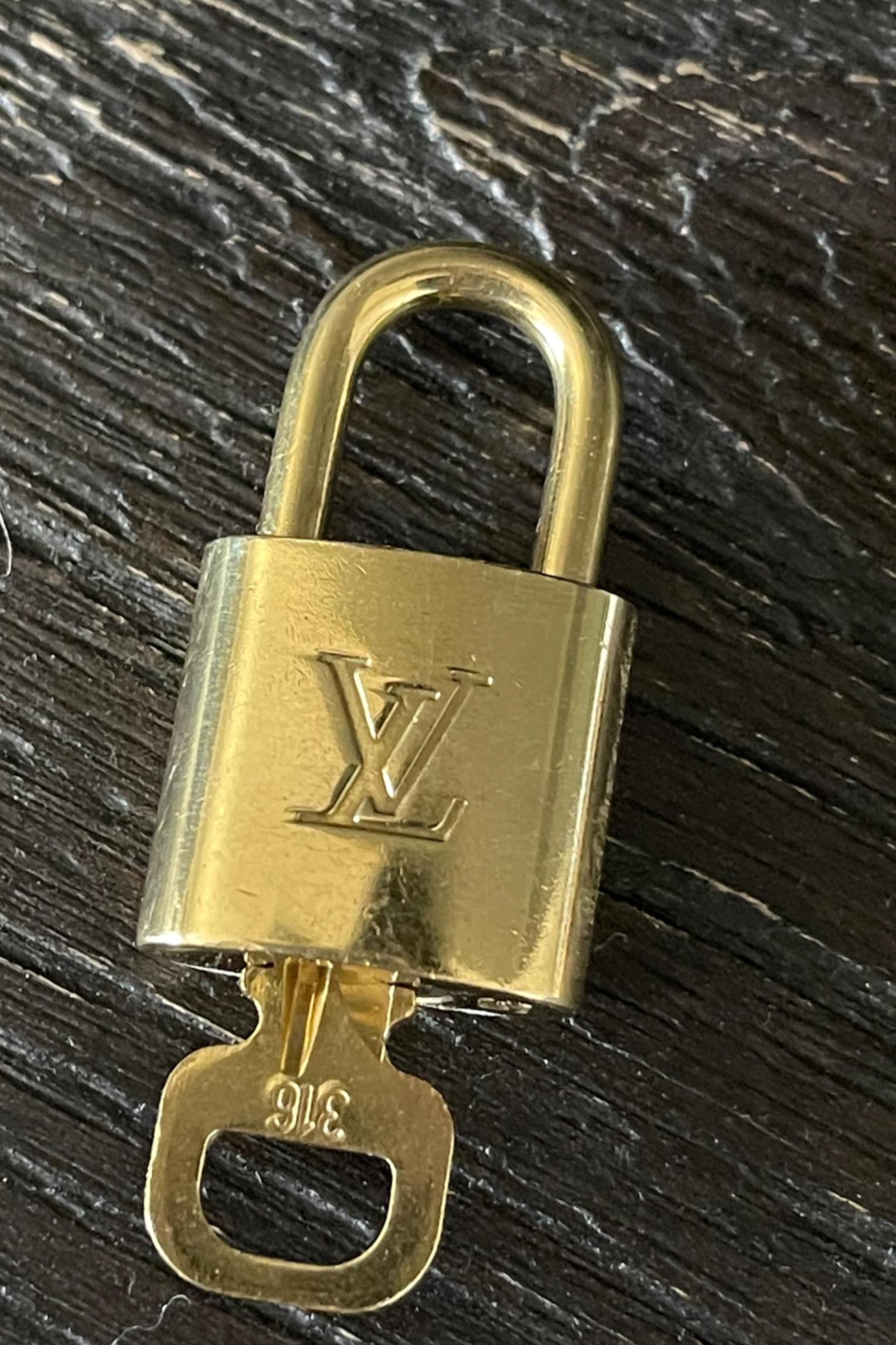 Louis Vuitton Lock 316 - Etsy