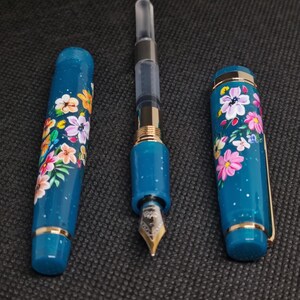 Colour Bouquet Fountain Pen – One of a Kind image 3
