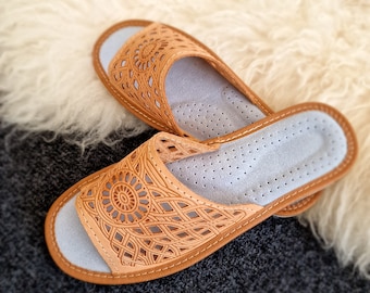 Women's Open Toe Slippers Ladies Real Leather Slip-on Mules Handmade Natural Genuine Leather Slides Indoor Outdoor Casual House Slippers