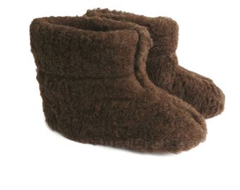 Unisex Natural Sheep Wool Boots Slippers in Brown Colour with Real Suede Leather Sole + Box & Gift Bag