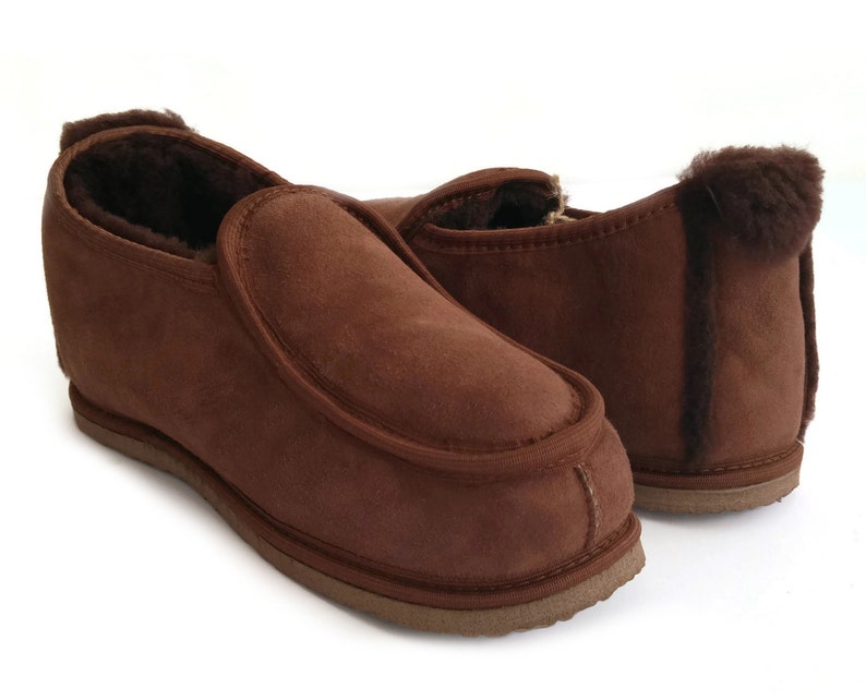 Deluxe Mens 100% Twinface Sheepskin Suede Slippers Moccasins in brown colour Handmade Men's Shoes Wool Slippers Ugg style SIZE: EU 42/ UK 8 image 3