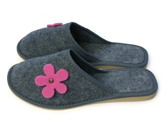 Ladies Women's Girls Pink Flower Grey Felt Mule Slippers Birthday Gift Present for Her I Home Bed Guests Travel