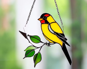 Puttertje vogel hangend glas in lood Vogel raam of muur Gedraaide gele vogel hangend Suncatcher groene vogel kunst Raamdecoratie Natuurliefhebber