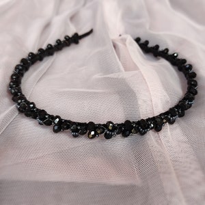 Diadème de mariage noir, bandeau en perles, bandeau noir, accessoire de cheveux de mariage gothique, morceau de cheveux en cristal, diadème de perles, casque de mariée