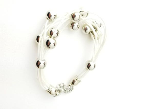 Retro Vintage White Cord Multistrand Bracelet wit… - image 3