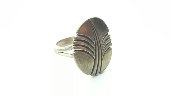 Vintage Sterling Silver Native American Modernist Designer Oval Ring with Cut Oxidized Natural Wave or Tree Pattern- Size 6.75
