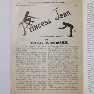 Puede incluir: Una p&aacute;gina de un libro antiguo titulada Princess Jean, The Girl Who Really Vanished por Charles Fulton Oursler. La p&aacute;gina presenta ilustraciones en tinta negra de dos figuras con cuernos y texto impreso en columnas, con el n&uacute;mero de p&aacute;gina 366 arriba.