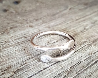 Forged ring, Unisex Sterling silver ring, Hammered silver ring, Adjustable ring, Adjustable silver ring, Flat end ring, Unisex ring