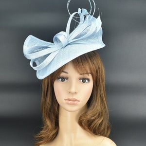 M813 ( Powder blue fascinator ) Kentucky Derby, Wedding, Easter, Tea Party, Royal Ascot Sinamay Headband Medium Fascinator Cocktail