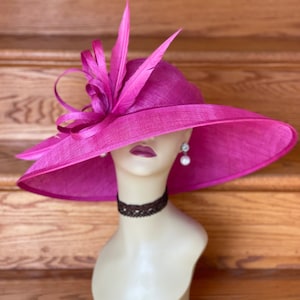 M839 (Fucsia) Sombrero vintage de sinamay para mujer, de Kentucky Derby, iglesia, boda, Pascua, fiesta de té, formal y con plumas grandes.