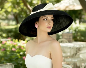 M22025 Black/Ivory – Audrey Hepburn Hat | 19.75” Jumbo Wide-Brim Sinamay Derby Hat