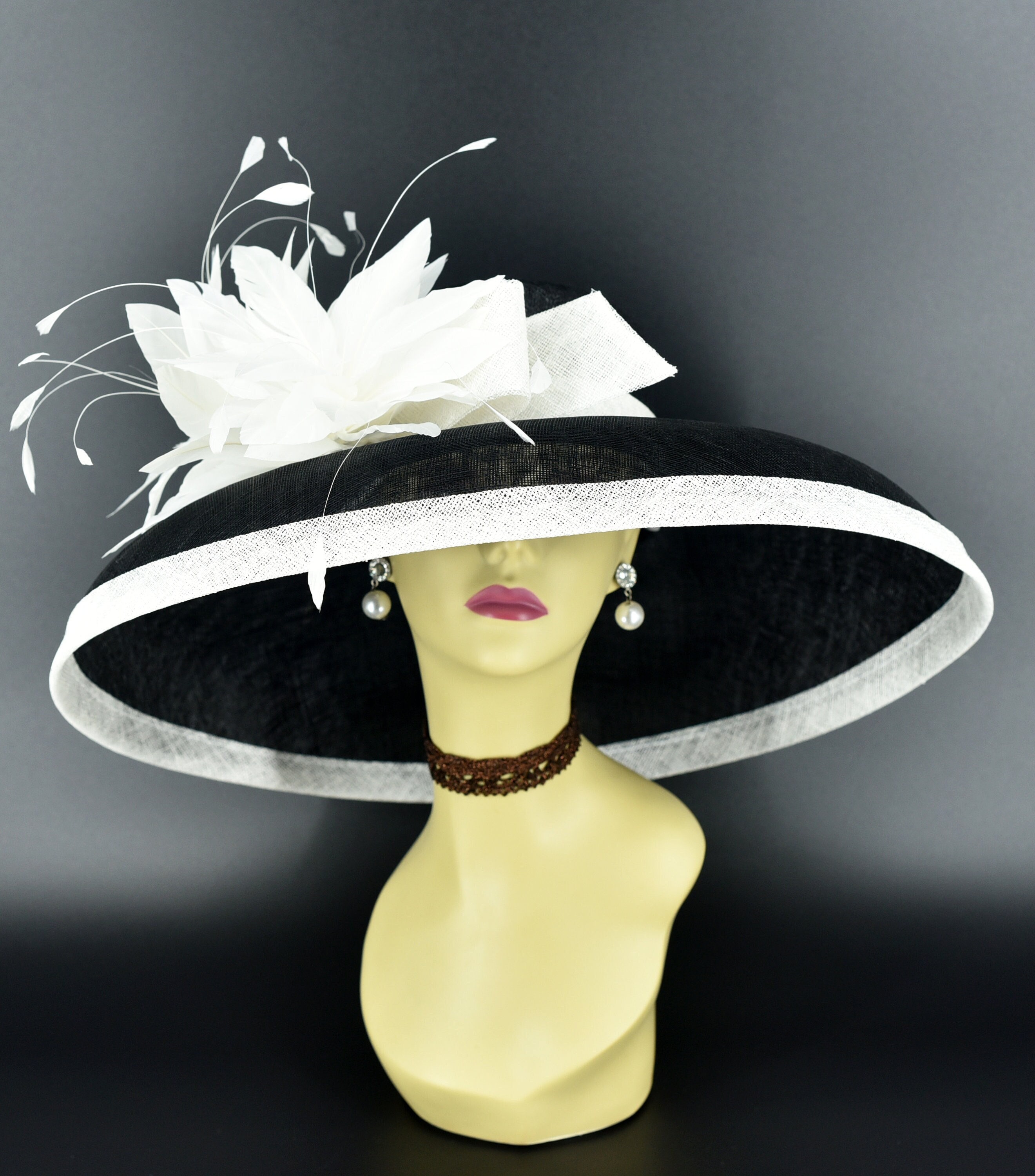 M22025F Black/white – Audrey Hepburn Hat | 19.75” Jumbo Wide-brim