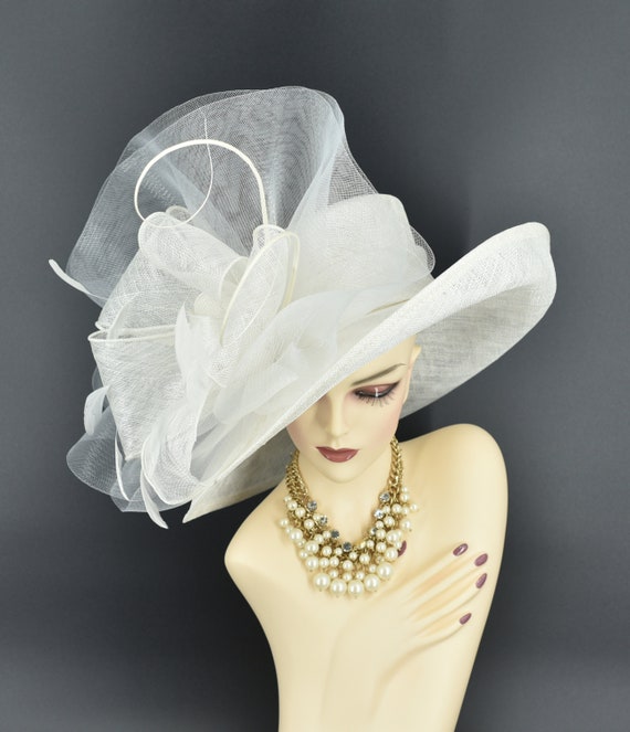 White floppy sales hat races