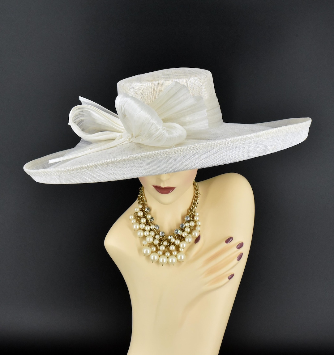 M2431 ( White Hat ) Kentucky Derby Hat, Church Hat, Wedding Hat