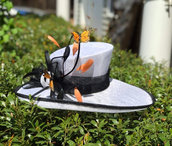 White Wide-Brim Hat with Black Flower Accent! Kentucky Derby Hat! Women main image 2