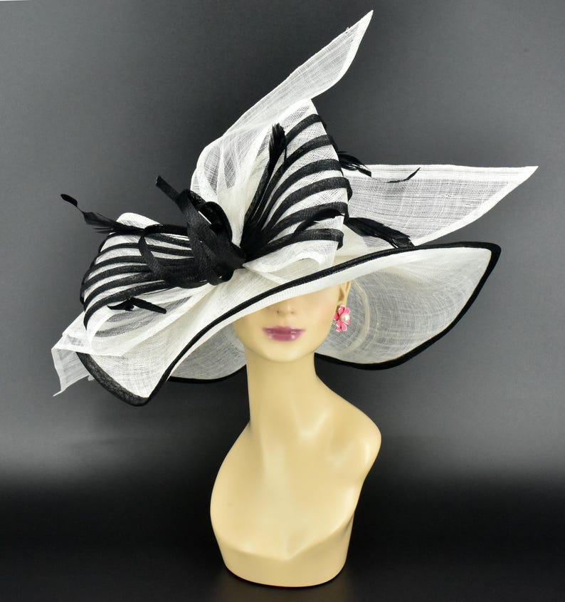 Cappello Sinamay Anna Wang Bianco Sporco | Tesa Larga Per Matrimonio E Kentucky Derby - Foto 3