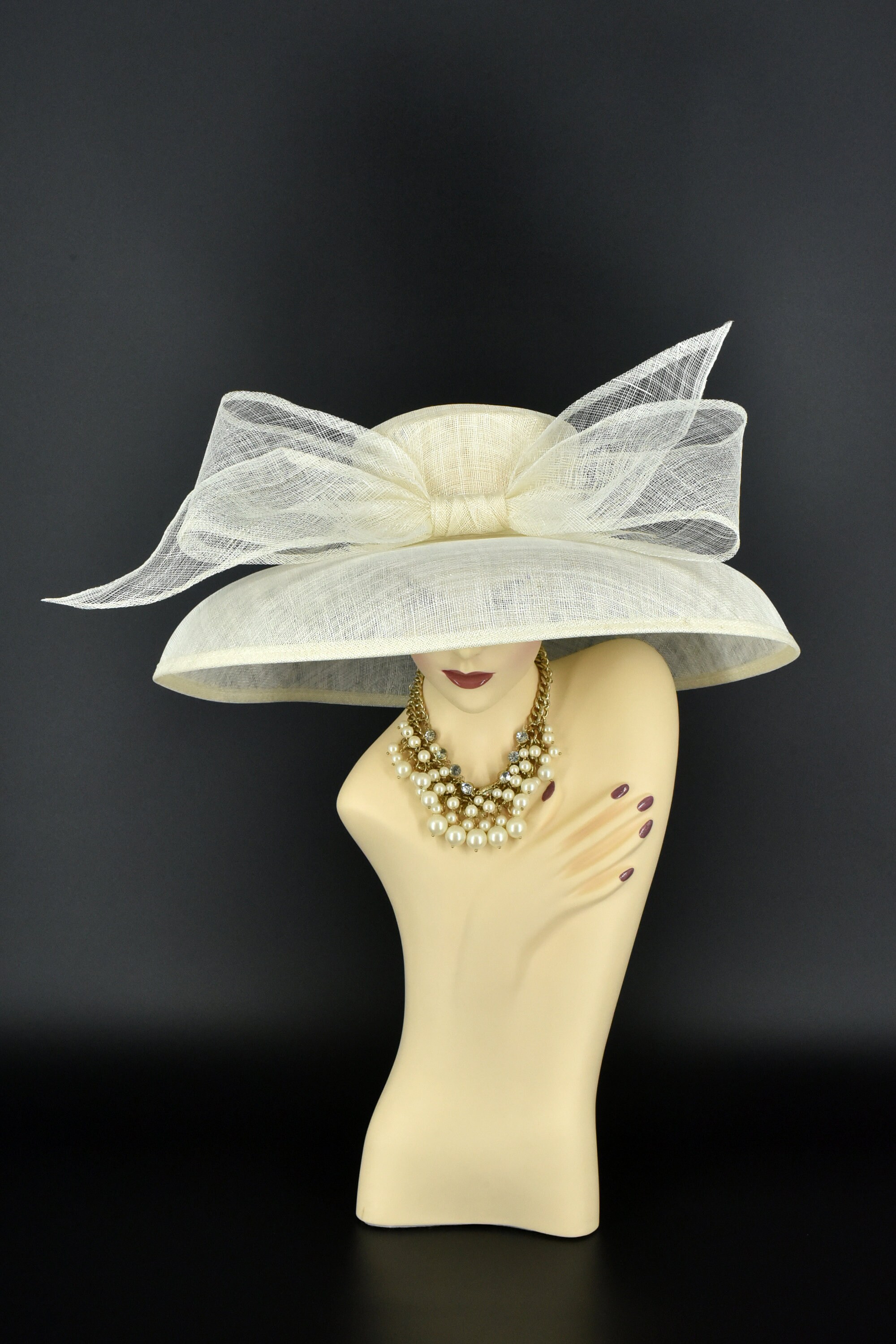 M22025-1 Ivory – Audrey Hepburn Hat | 19.75” Jumbo Wide-brim 