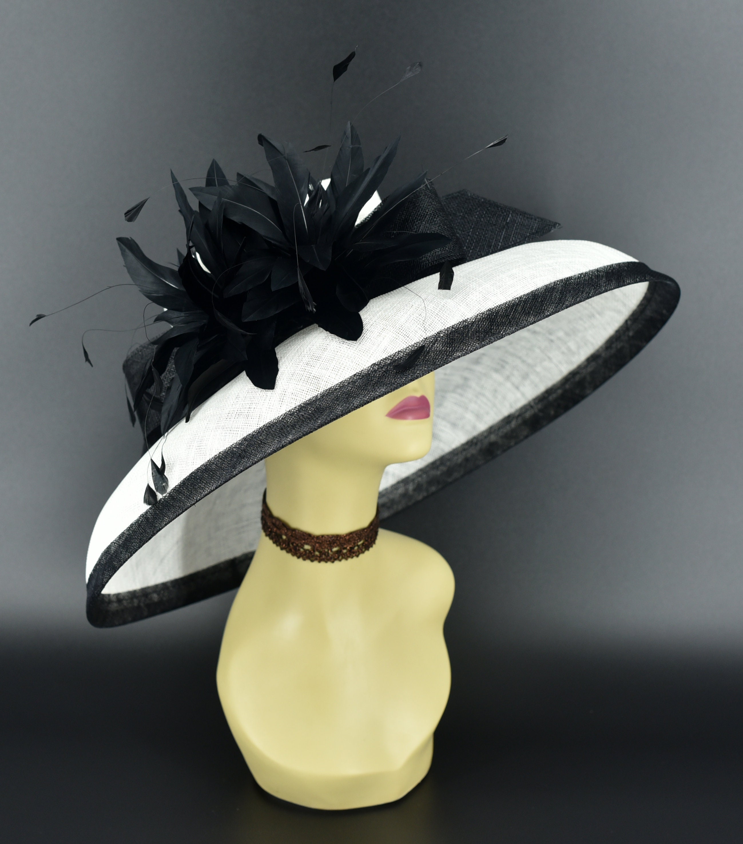 モノトーンミニハット M22025F ( White Black Hat ) Audrey Hepburn Hat With Double