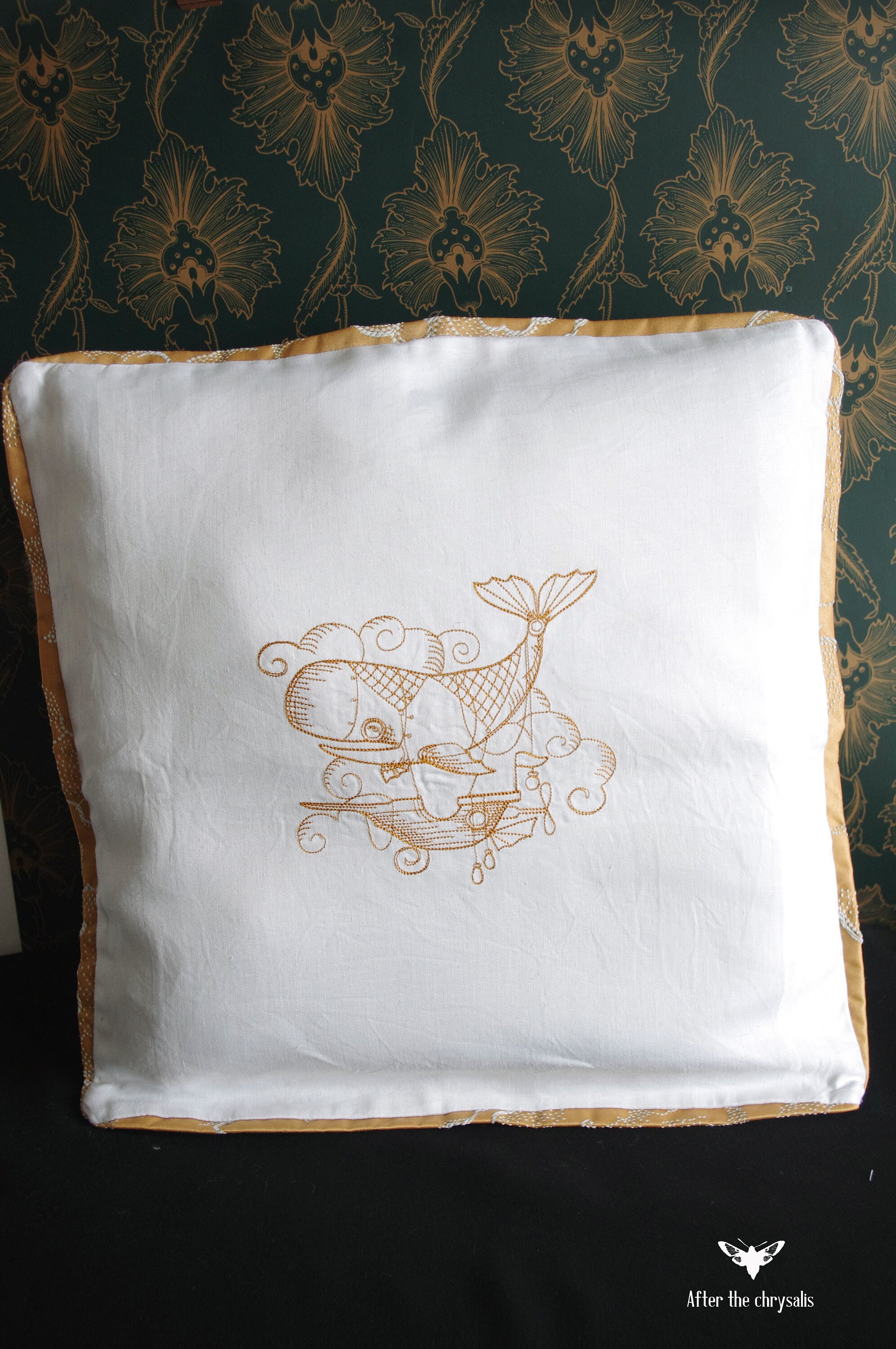 Housse de Coussin avec Broderie Montgolfière