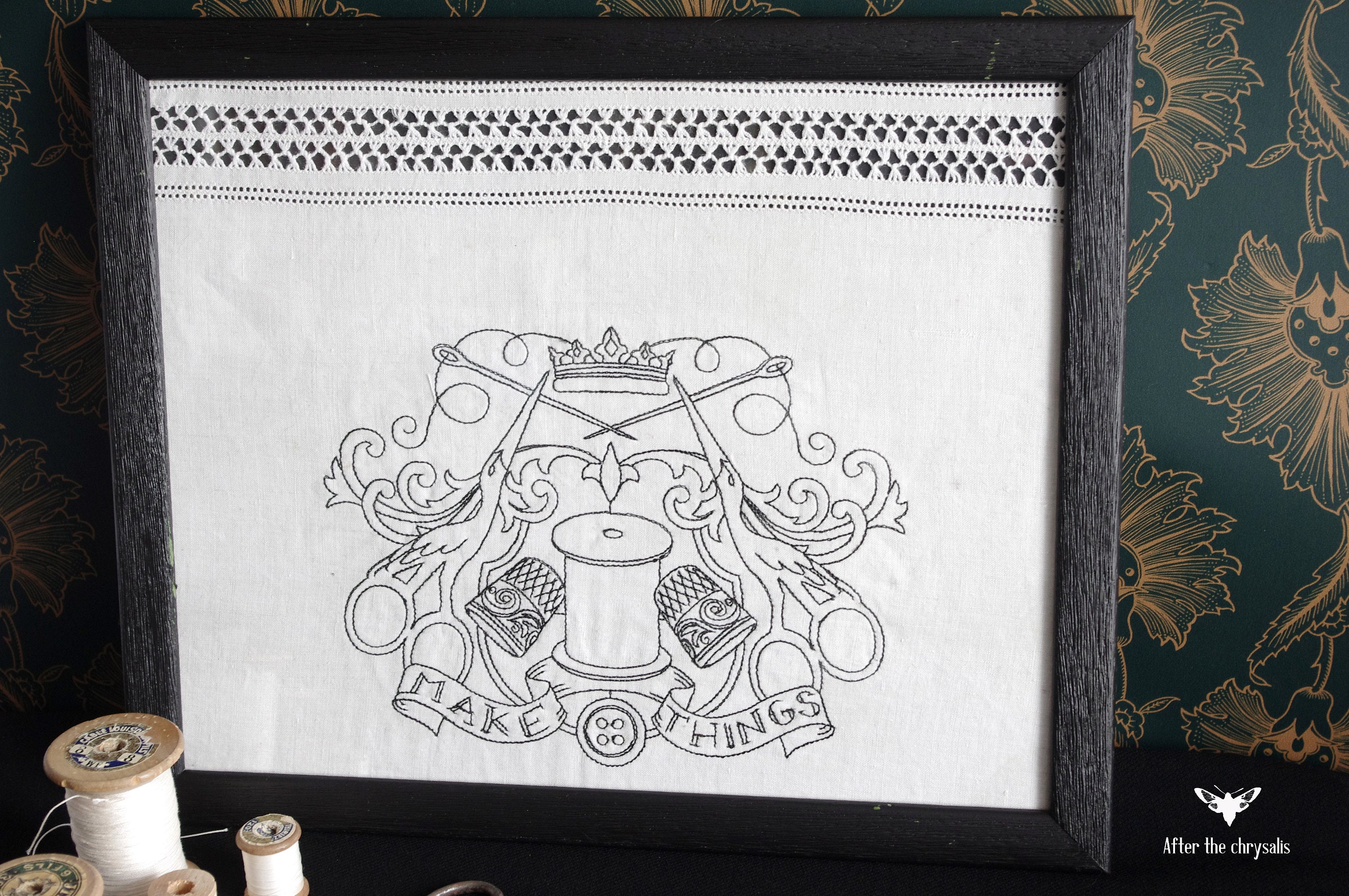 Cadre Couture Vintage