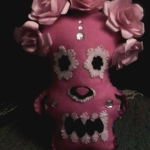 Vilten fetisjen, schedels en kunstvoorwerpen voor Dia de los Muertos / Dag van de Doden vieringen en VERDER!