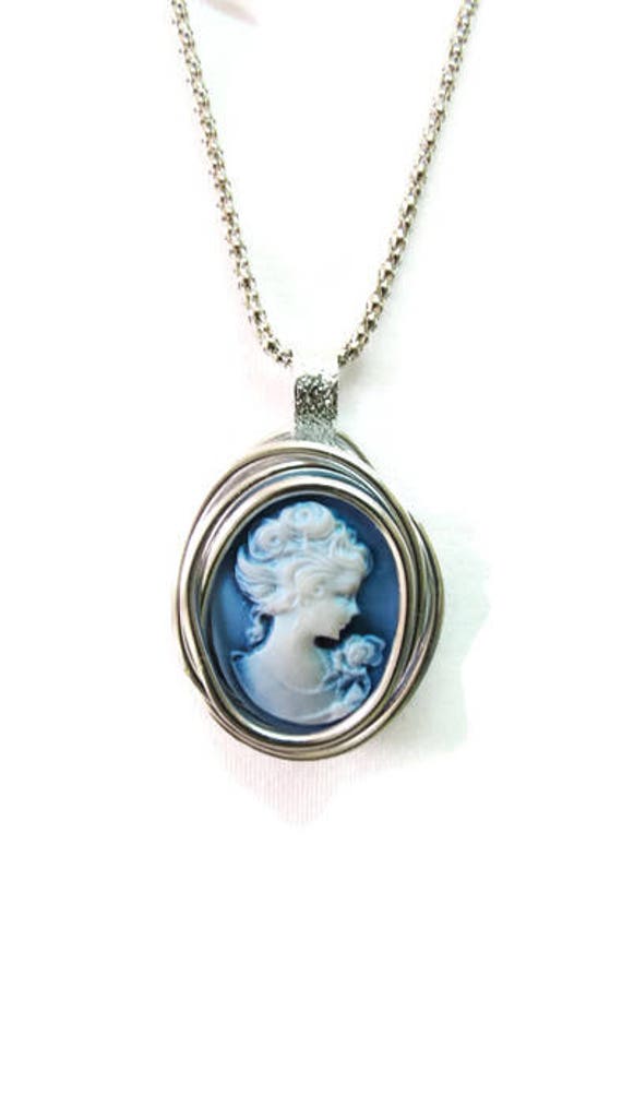 Vintage Style Jewelry Vintage Style Necklace PendantLong Etsy