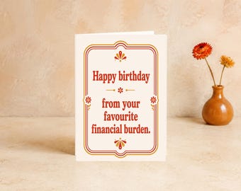 Divertida tarjeta de cumpleaños retro para mamá o papá, saludo sarcástico sobre la carga financiera (A5)