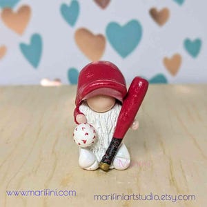 Gnomo de beisebol em miniatura: cores personalizadas do time, decoração de mesa esportiva