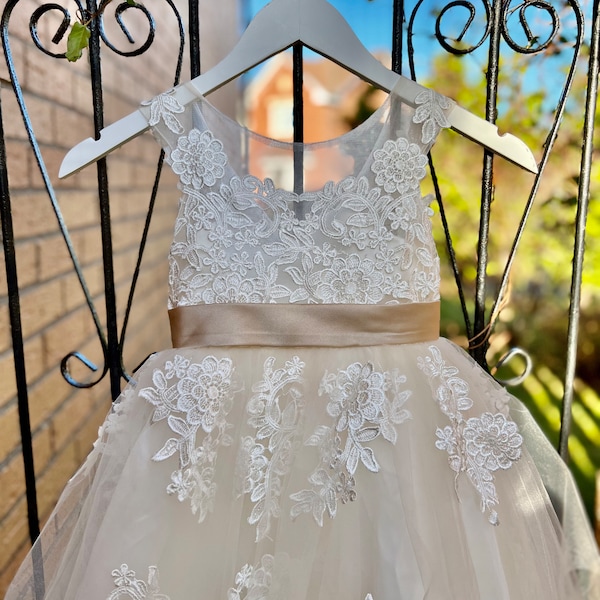 Floral Lace V Back Champagne Wedding Flower Girl Dress MD003