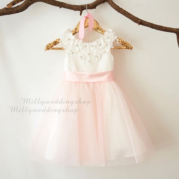 Robe de fille à fleurs rose clair M0070