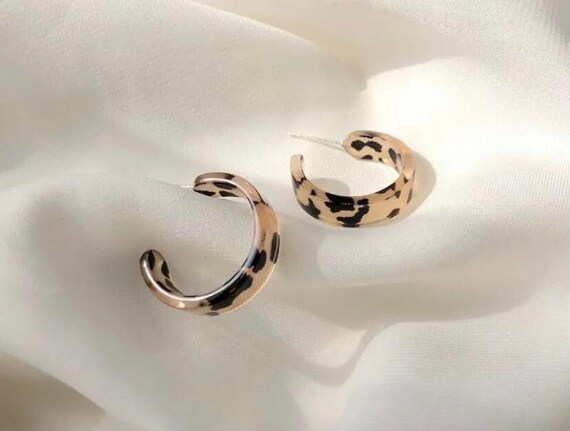Ear Dainty Jewelry Earrings - Etsy 