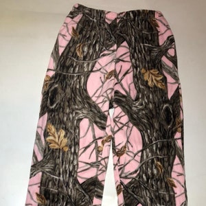 ZooFleece Super Comfortable Pink Tree Camo Camouflage Fleece Pants Women&#39;s Sweats Gift XL-2X