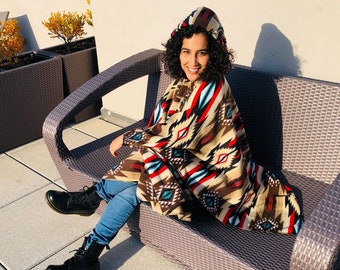 Zoofleece Beige Brown Southwestern Aztec Tribal Indian American Women’s Hooded Poncho Cape