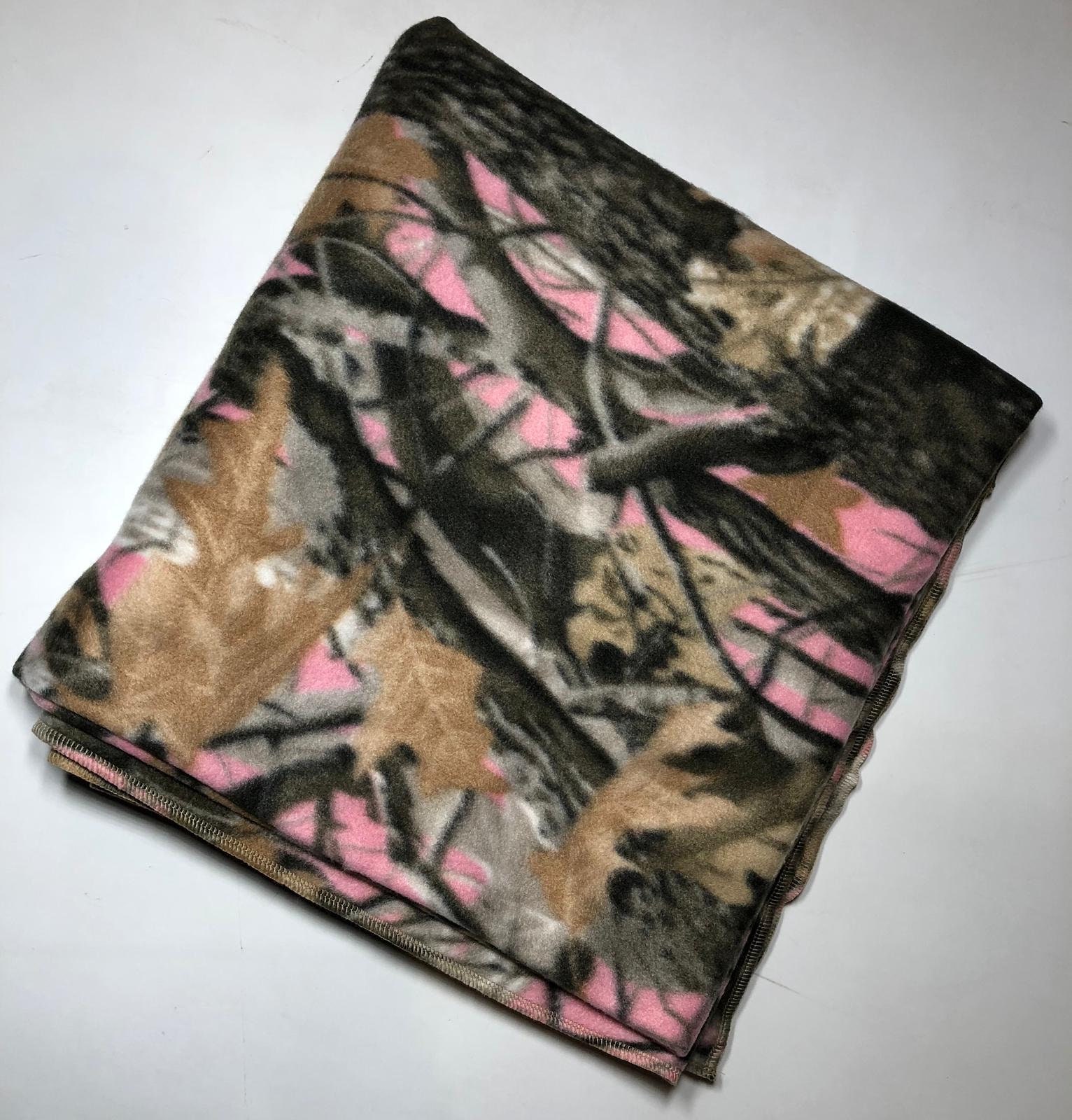 ZooFleece Wolf Dog Pack Animal Blanket Throw Camouflage Winter Wolves 60X60"