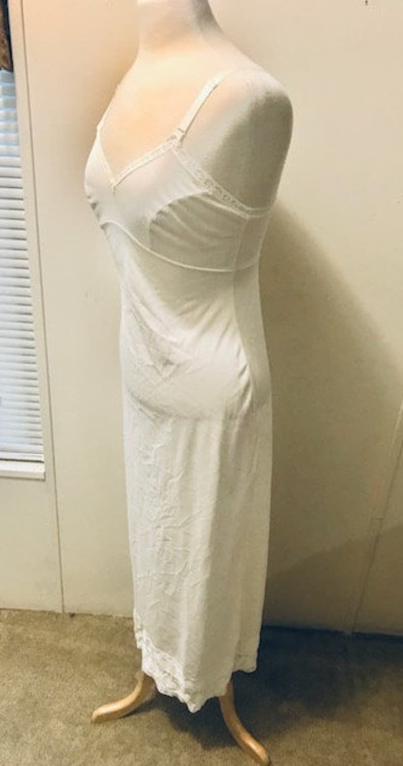 under maxi
