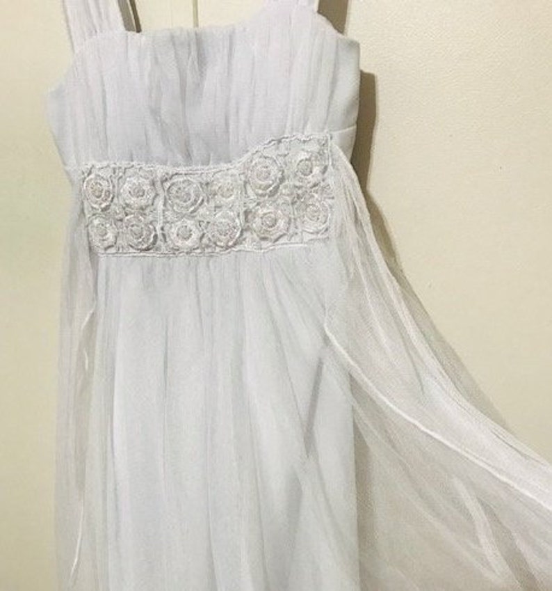Dress with lace and beads Boho Chic Dress Beautiful Girl/'s White Dress Wedding Dress First Communion Dress Size 8 Tull Dress