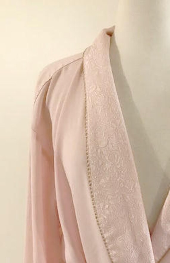 Beautiful and Elegant Victoria Secret's Pink Robe… - image 9