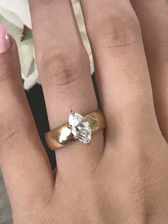 Vintage 10 K Gold Engagement Ring 1 Carat ZC Marquise Cut Ring