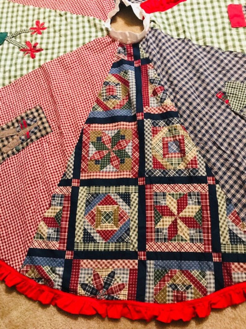 Vintage Extra Large Christmas Tree Quilted Skirt Vintage Christmas Vintage Hand Made Patchwork Skirt and Gingham Christmas Tree Skirt