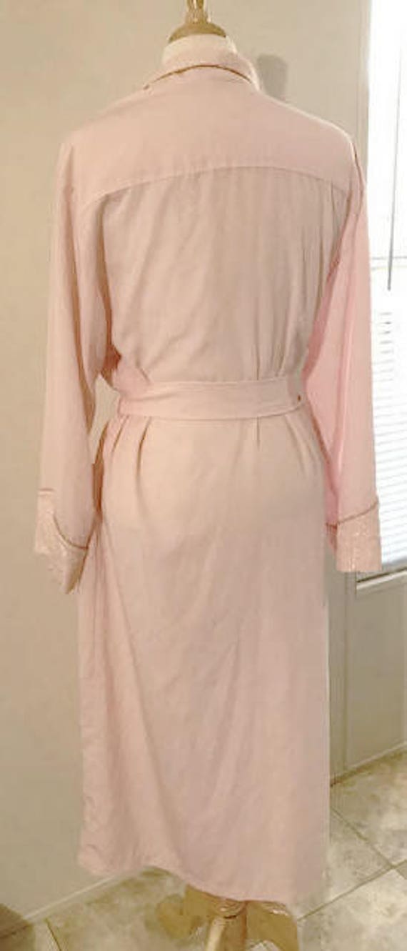 Beautiful and Elegant Victoria Secret's Pink Robe… - image 3