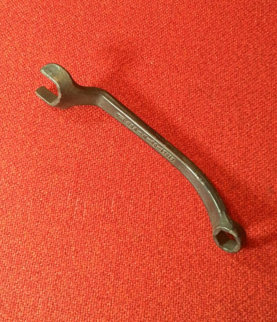 Vintage Ford Wrench M4017017 Raised Handle Open End Box Etsy