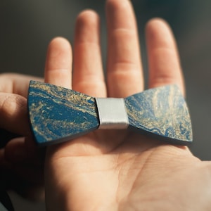 Blue men's bow tie in resin, Groom and best man bow tie, Groom suit ties, Ready to wear bow tie, Wedding accessory image 1