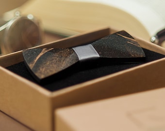Resin black and gold bow tie – elegant accessory for wedding or ceremony – handmade in Italy