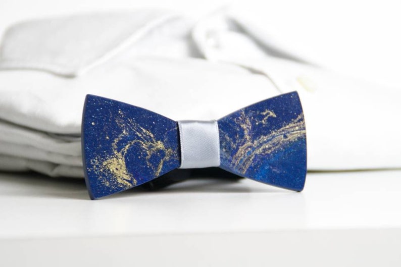 Blue men's bow tie in resin, Groom and best man bow tie, Groom suit ties, Ready to wear bow tie, Wedding accessory image 5